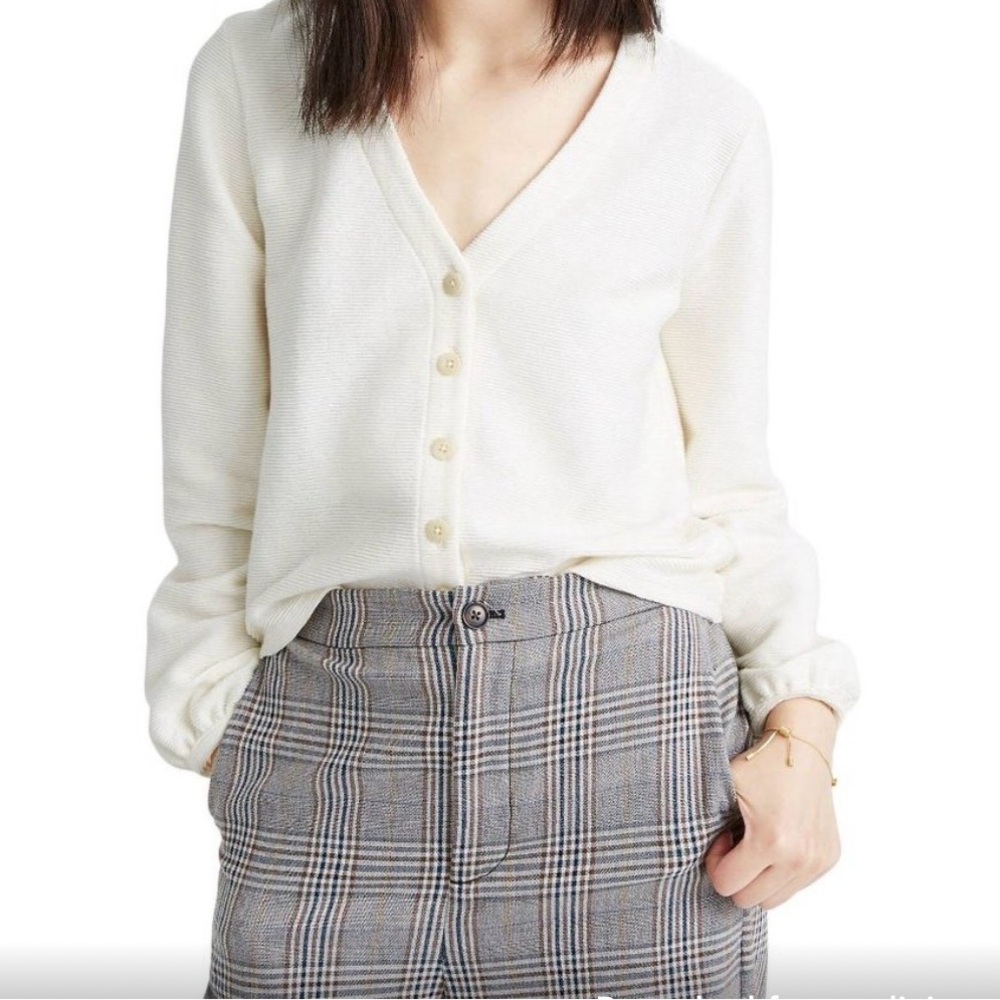 Women's Cream V-Neck Sweater